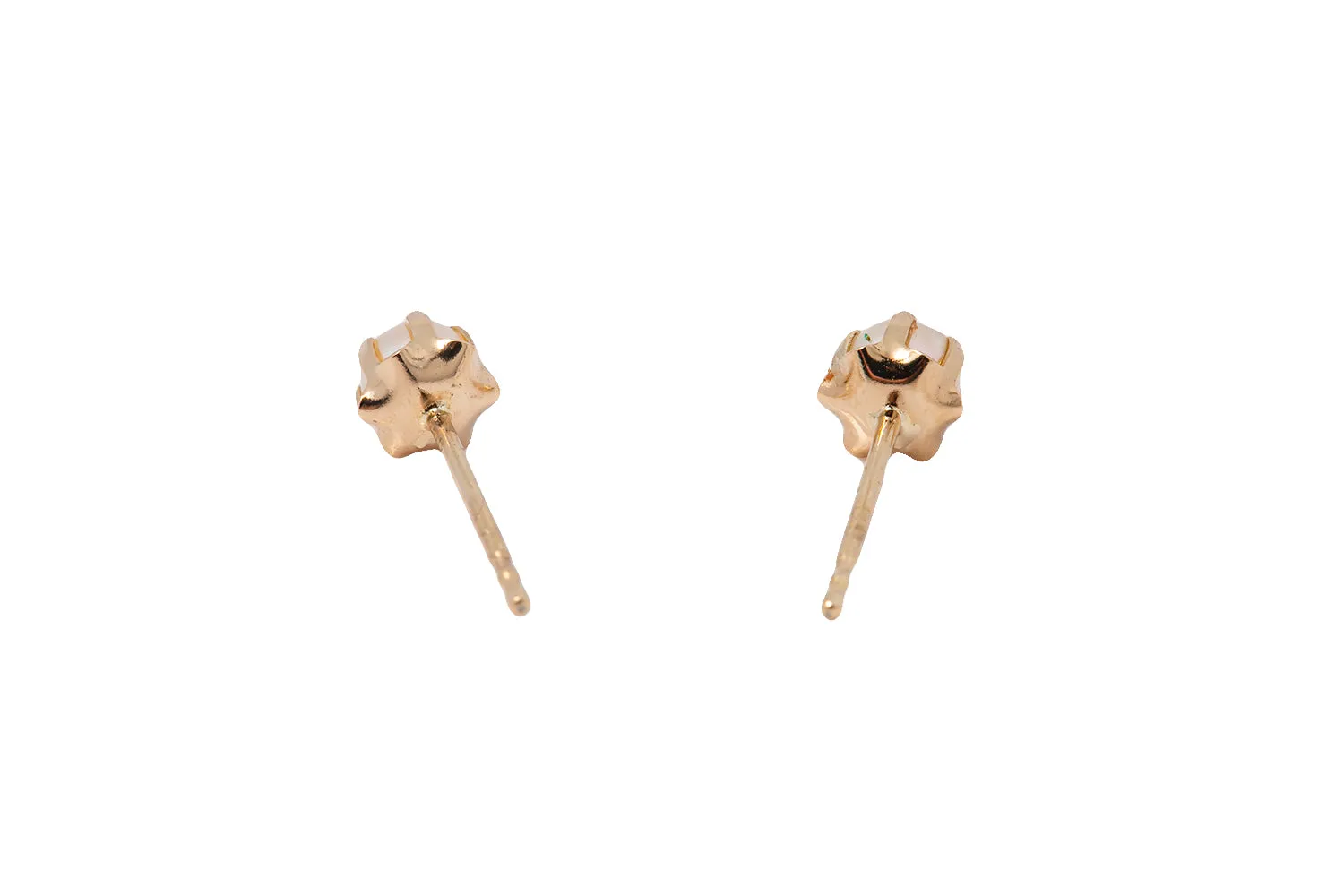 Cultured Pearl Stud Earrings Set in 14k 585 Yellow Gold Push back