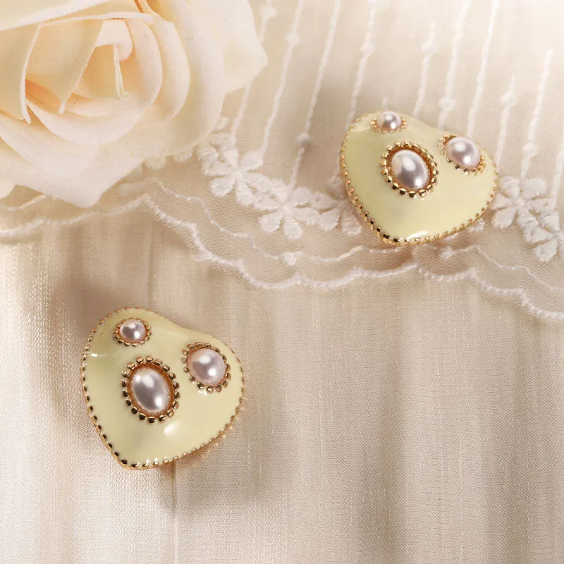 Heart Pearl Ear Clips