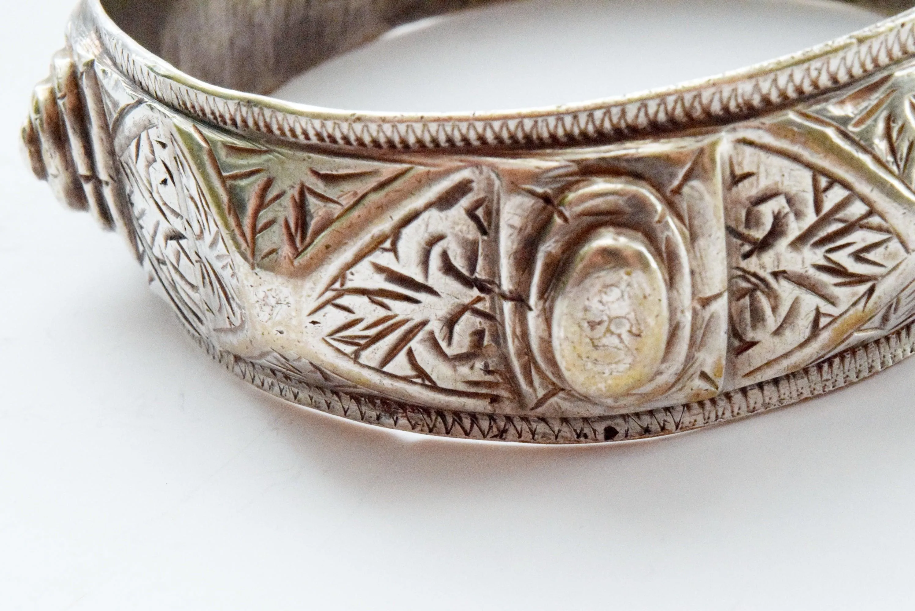 Vintage Moroccan Heavy Silver Bangle